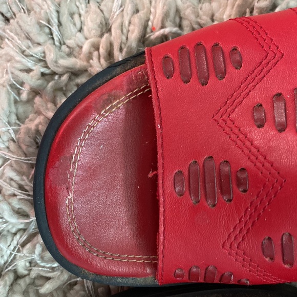 Liz Claiborne Sandals Flex red leather slip on casual beach summer comfort comfy - Picture 6 of 11